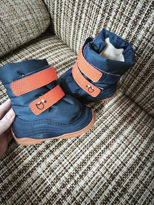 Продам дутики Котофей 20/21