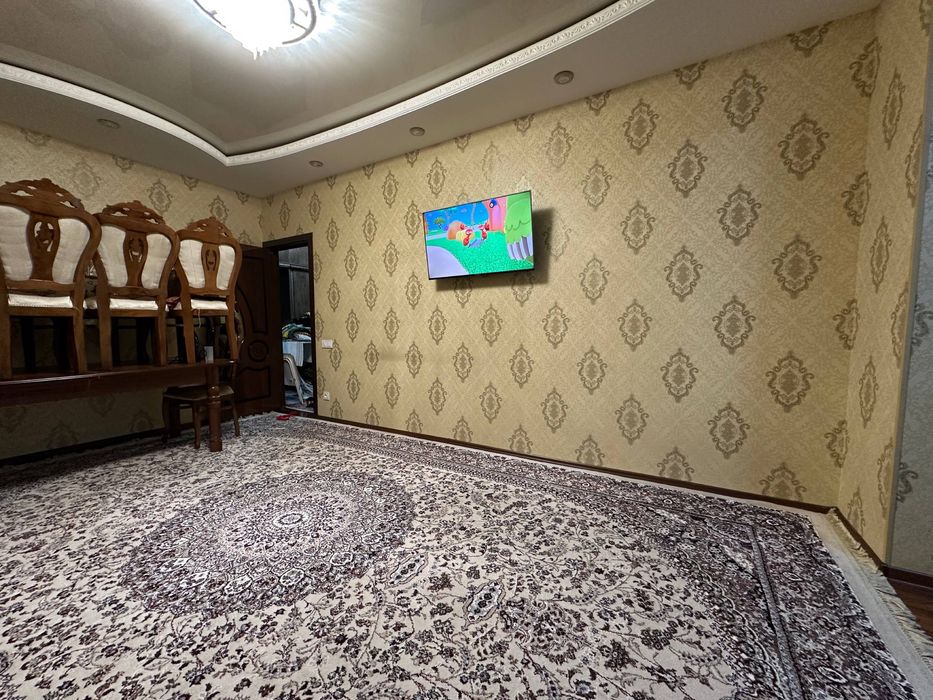 Мирзо Улугбек ( Феруза)