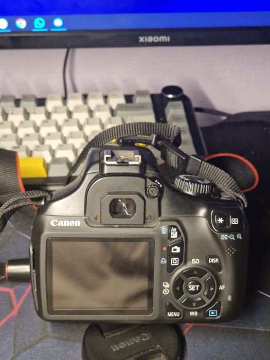 Фотоаппарат       .