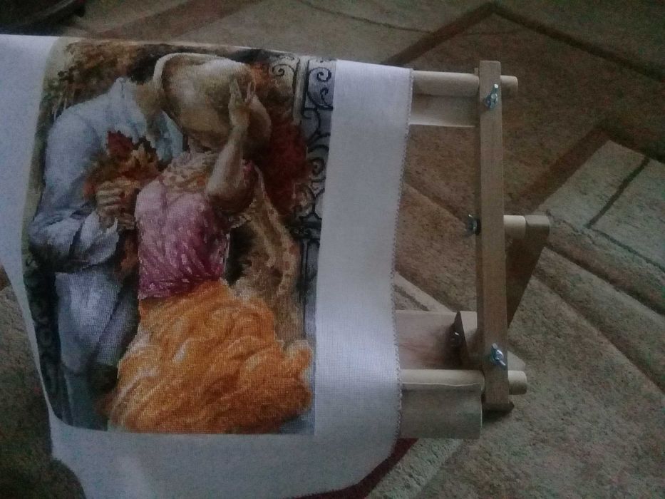 Пяльца-рамка настольная для рукоделия