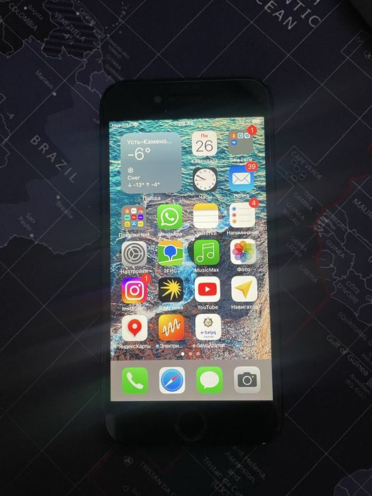 Продам iphone 7