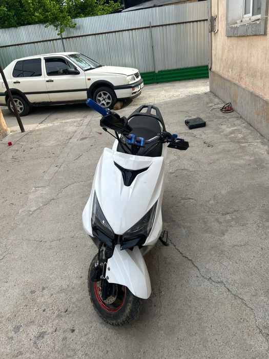 Продам мопед 150куб спорт вариаторы