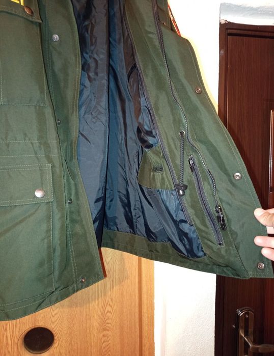 Vând jachetă rară de poliție din Austria