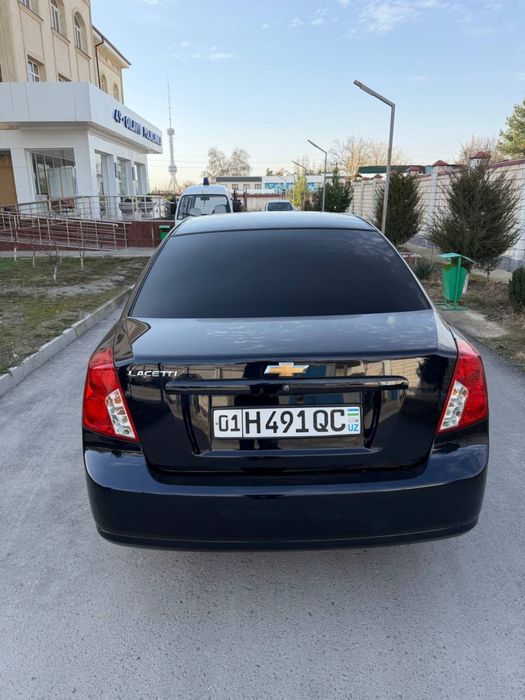 Gentra dark blue 2023 yil holati ideal