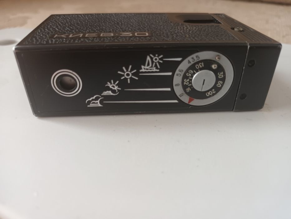 Ретро фотоапарат Киев 30.