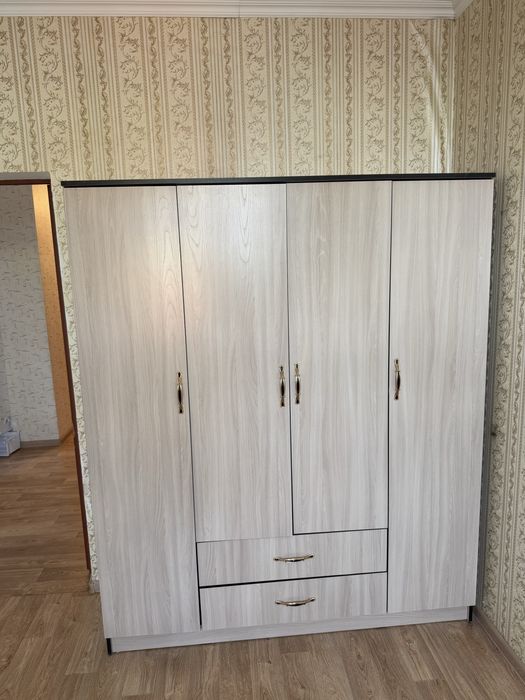 Шкаф сатылады жағдайы жақсы