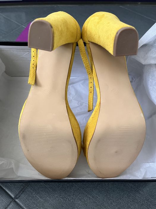 Елегантни велурени обувки, TendenZ