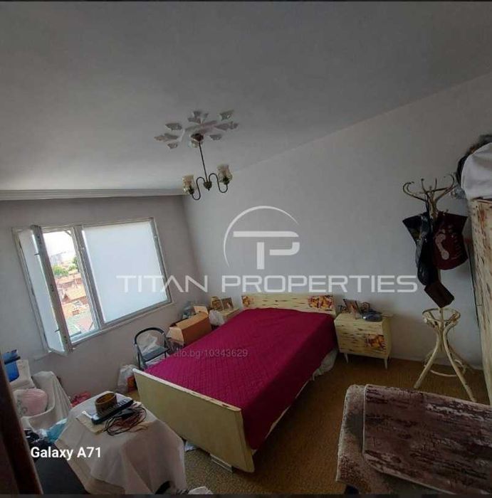 Продава се Тристаен апартамент в Пловдив, Изгрев - 80 кв.м за 606 €/кв.м - Снимка #3