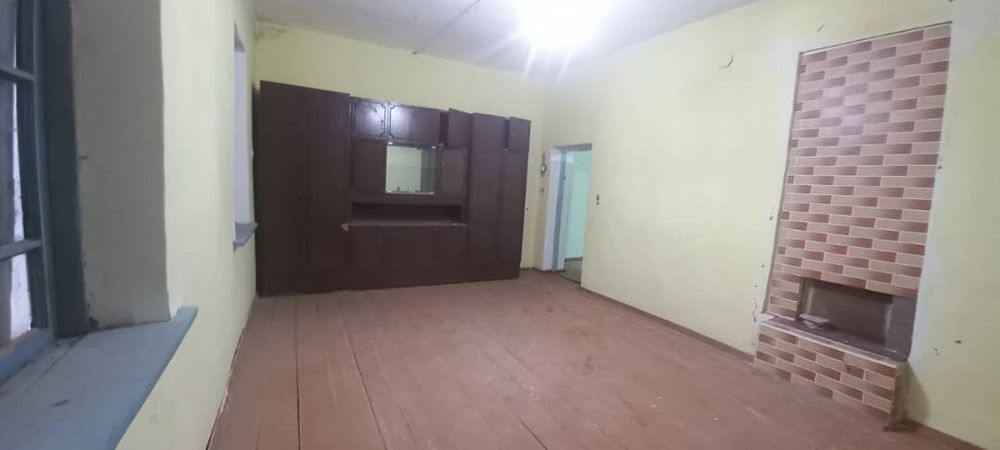 Ховли Уй сотилади