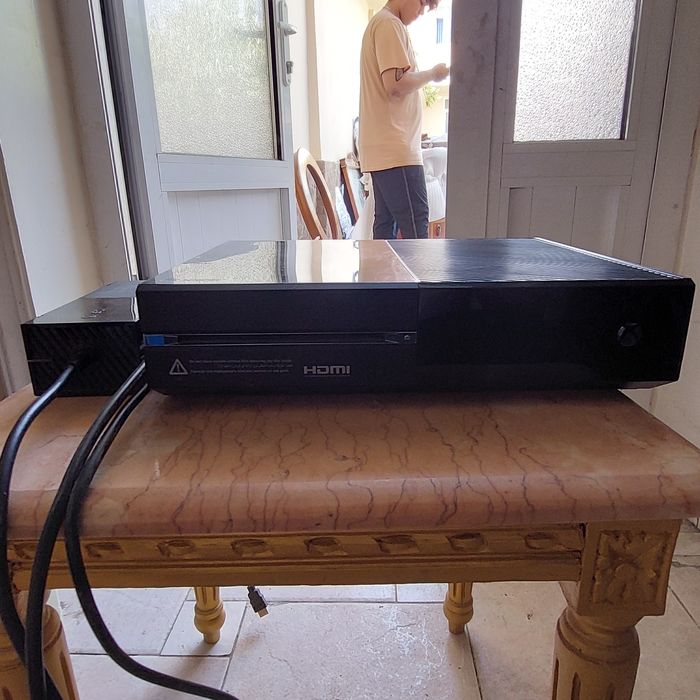 Продаётся приставка XBox