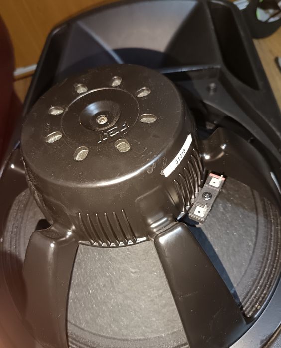 Vând 1 bucată fbt himax 60 pasiva preț 3100lei