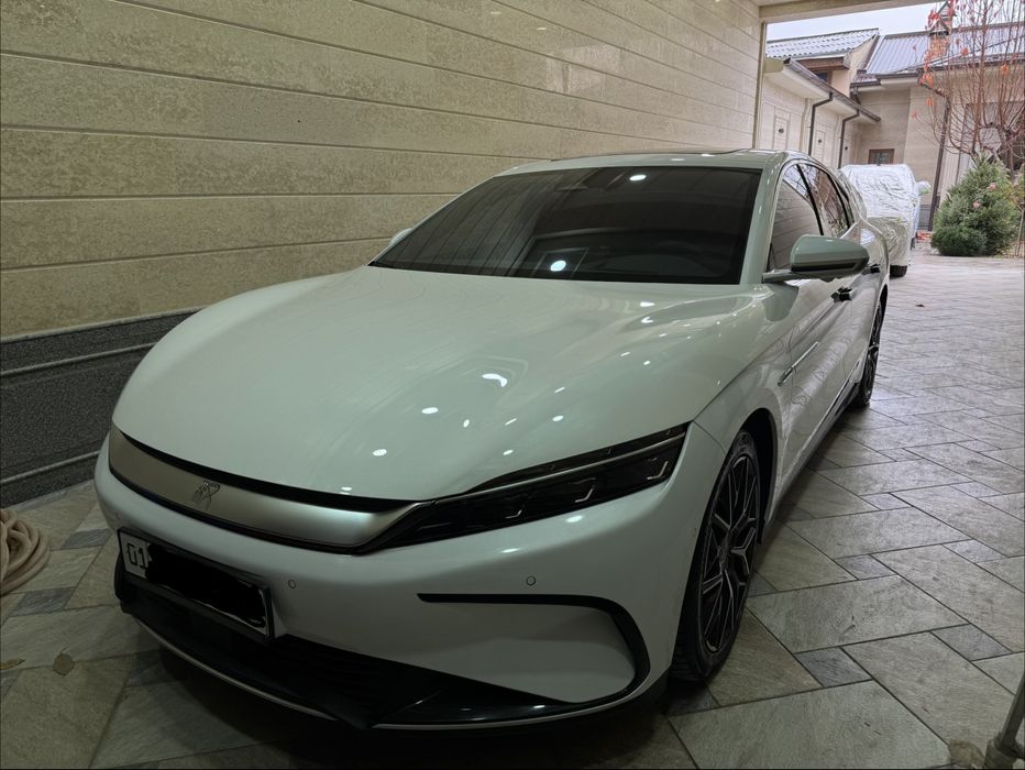 Byd Han Dual Motor 4x4  3,9-секунд 28500$