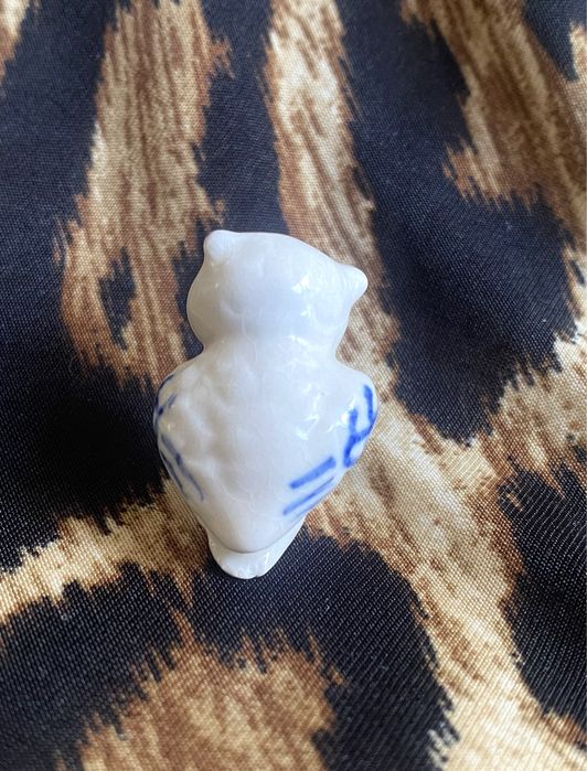 Миниатюрная фарфоровая сова