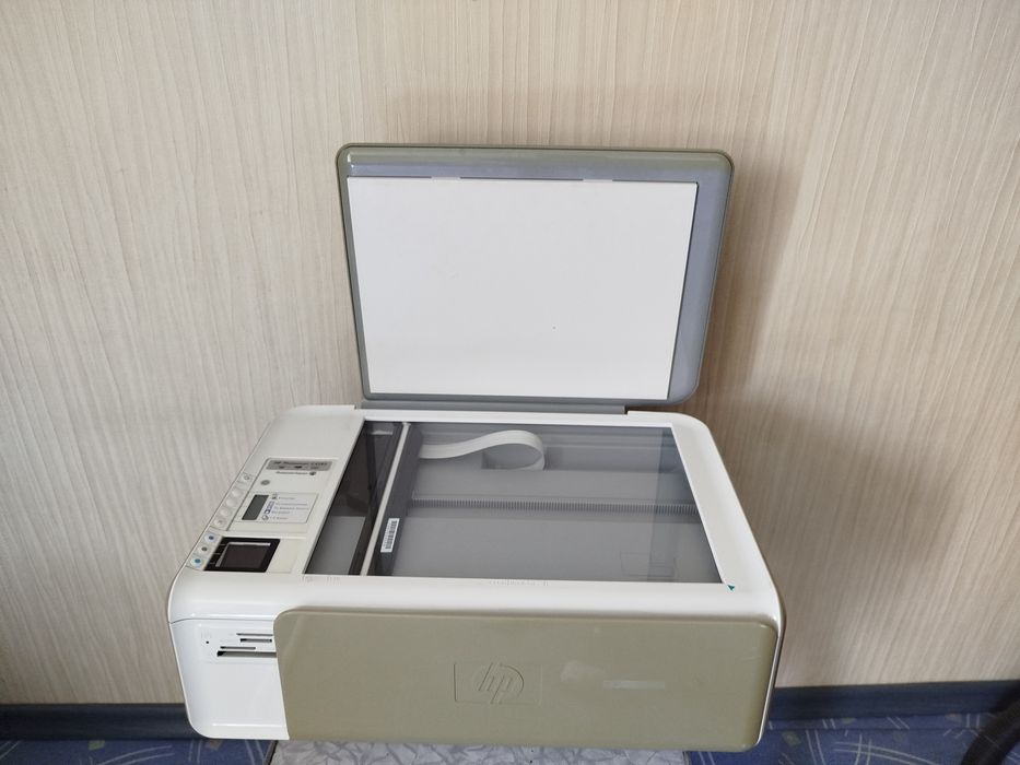 Продам цветной принтер HP 20000 тг