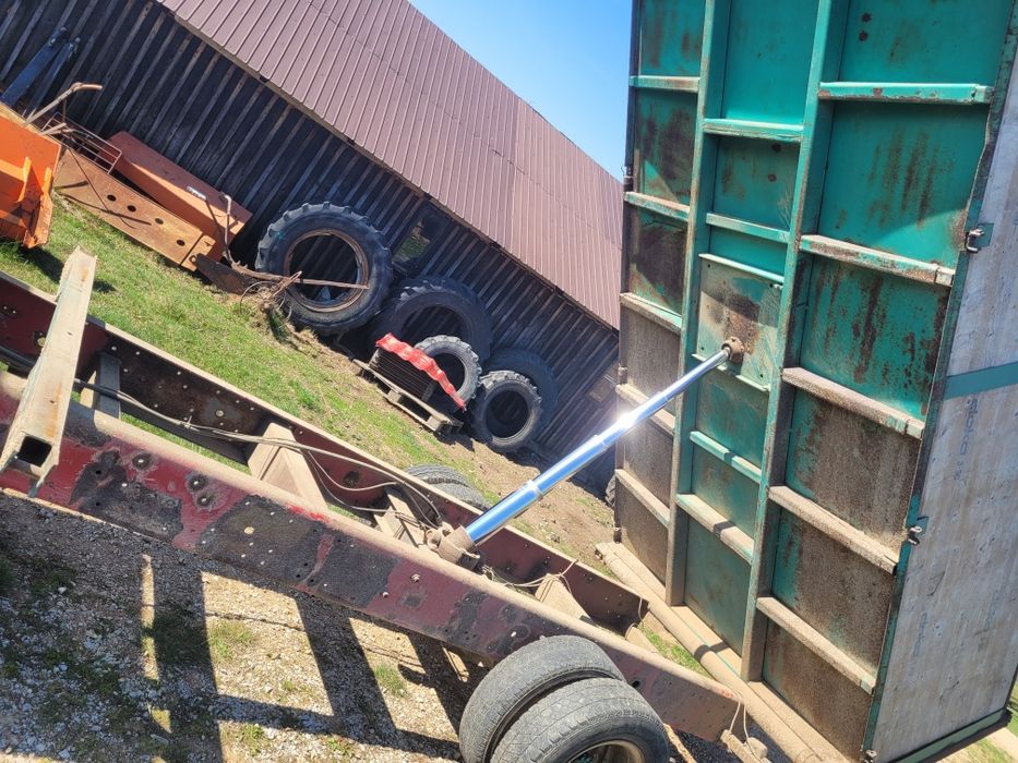 Remorca basculabila 3 părți