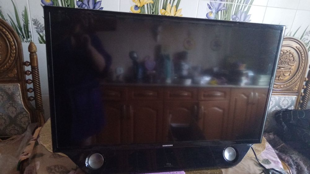 Телевизор Самсунг диагональ 84 см