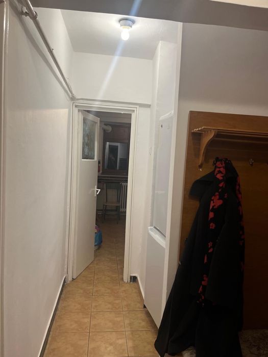 Camera libera in apartament cu 3 camere, Piata Unirii