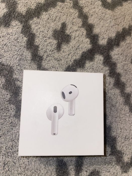 Apple AirPods 4 sigilat