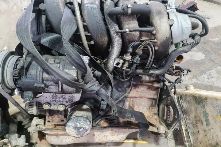 Motor fara anexe Fiat Stilo 2002 1.6 MT (103 hp)