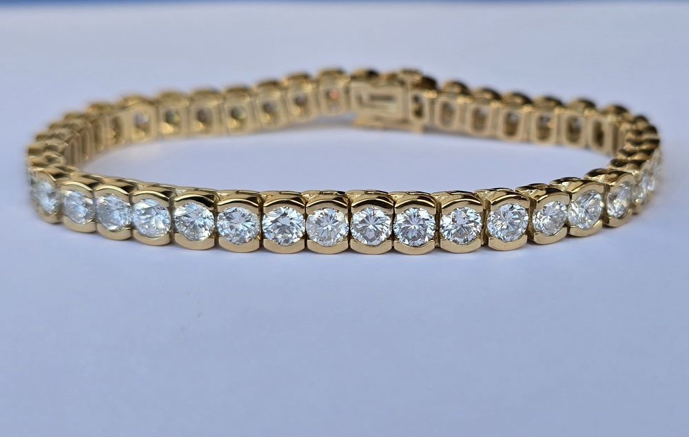 Brățară de aur galben cu diamante naturale 10,92ct,  25,49 grame aur