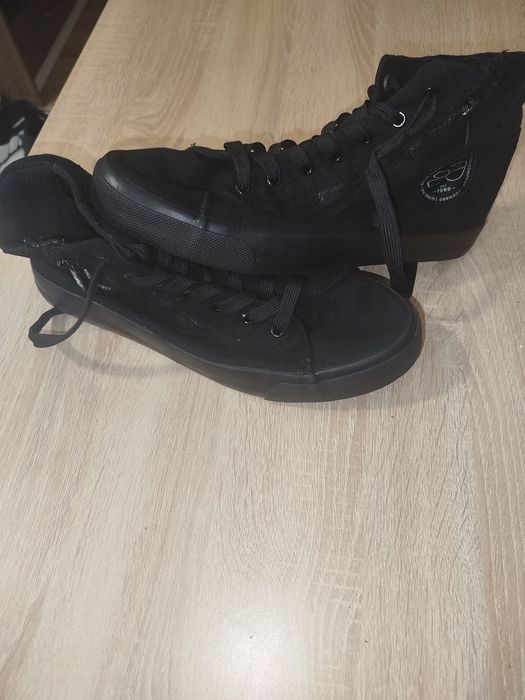 Мъжки Кецове Черни