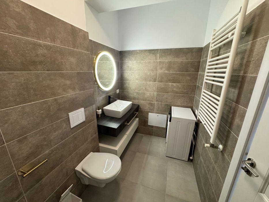 Regim Hotelier Studio
