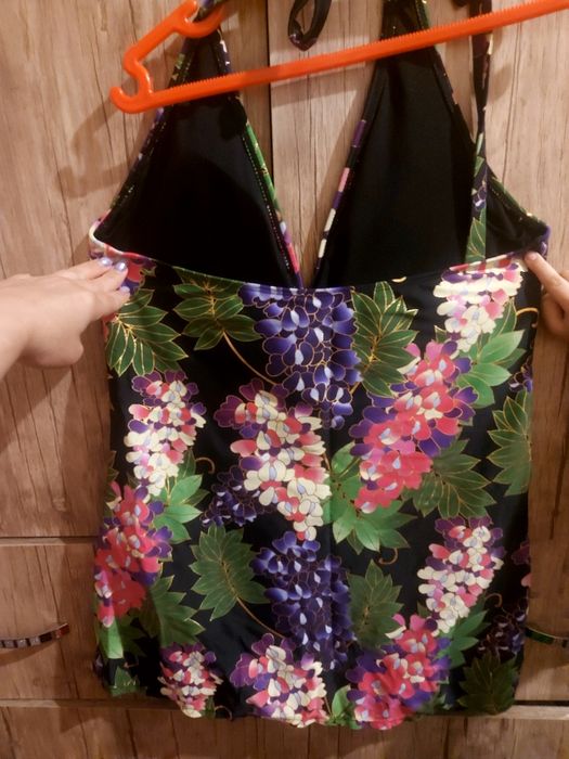 Новый без бирки. Купальник женский. Размер 48-50