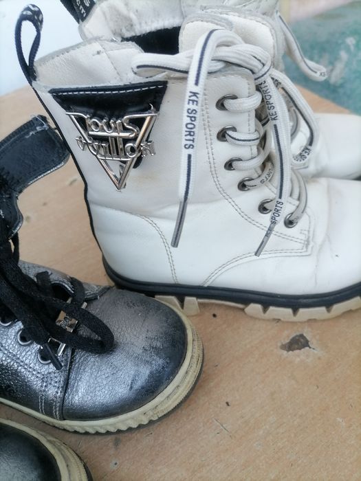 Отдам детскую обувь недорого