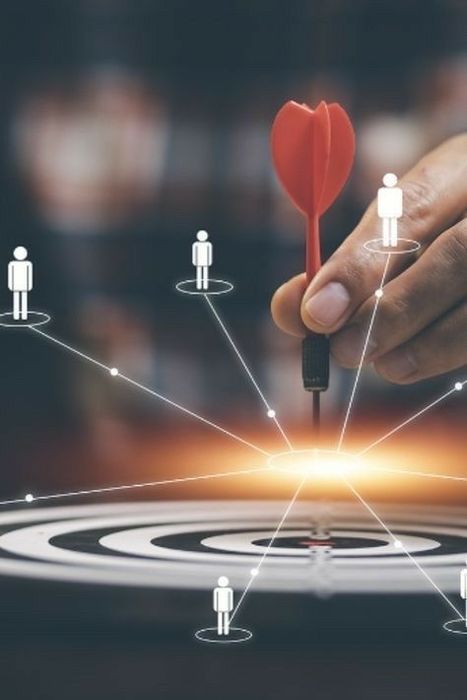 Biznesingiz uchun professional targetolog