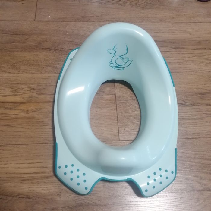 Гърнета и седалки