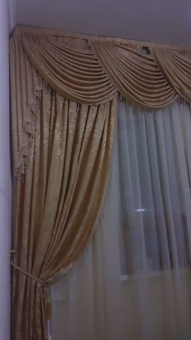 Продаётся занавески в отличном состоянии.