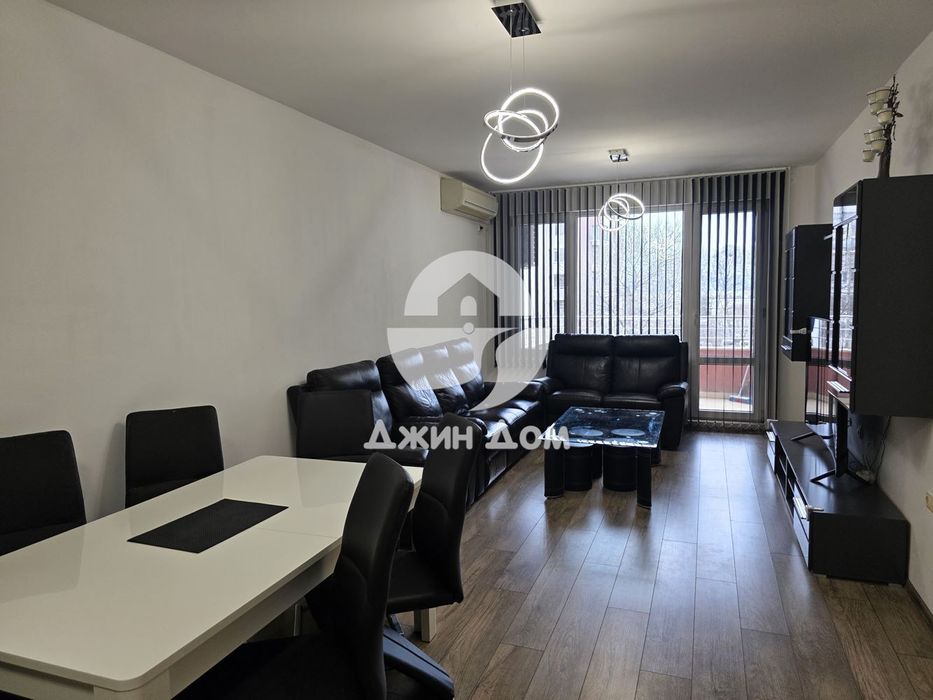 Продава се Двустаен апартамент в Бургас, Славейков - 73 кв.м за 1117 €/кв.м - Снимка #1