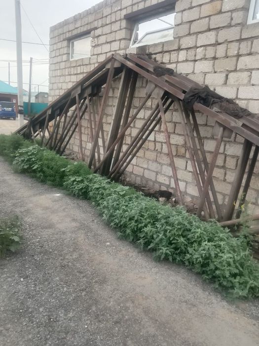 Продам  готовые, металлические Фермы