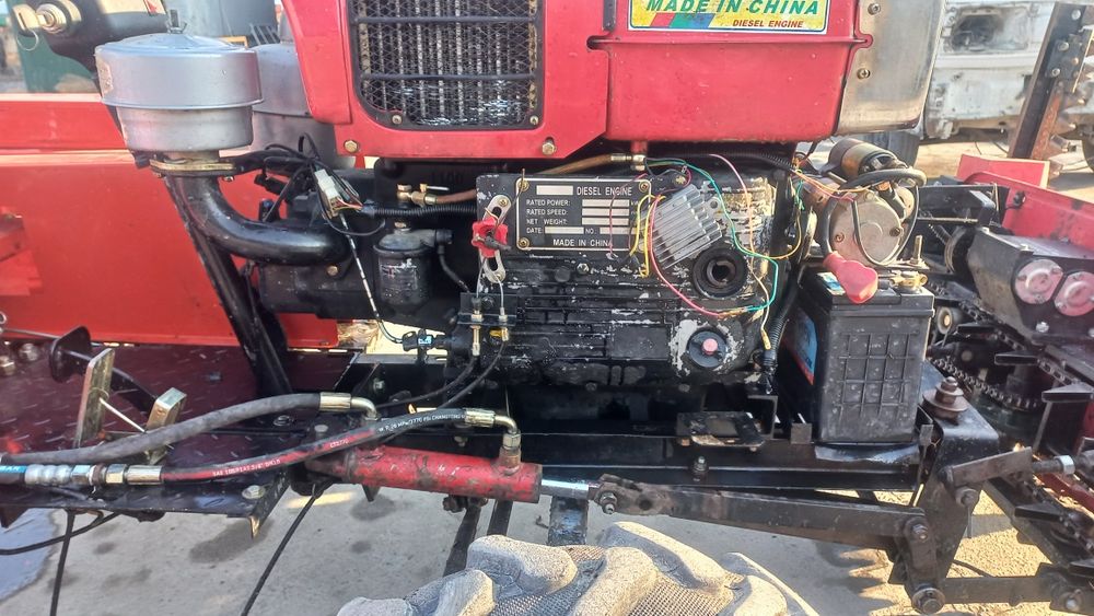 Zubr 1105 mini traktor sotiladi