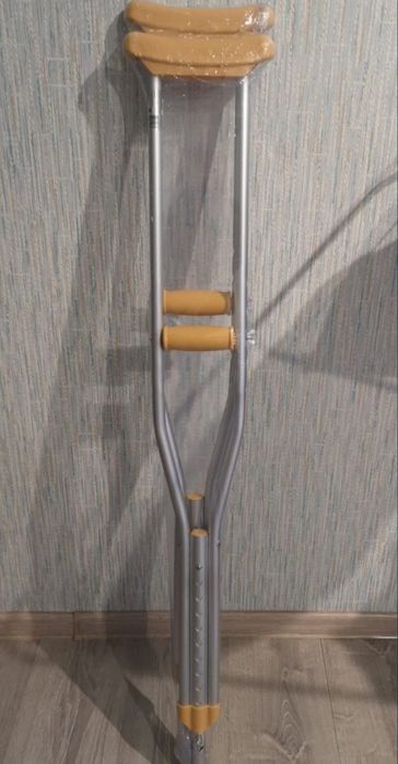 Сдам в прокат костыли