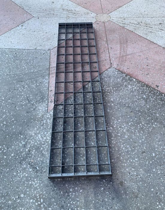 Trepte zincate galvanizate