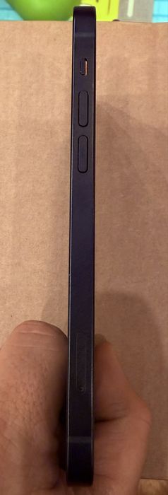 iPhone 12 / 128 GB / Negru / Neverlook