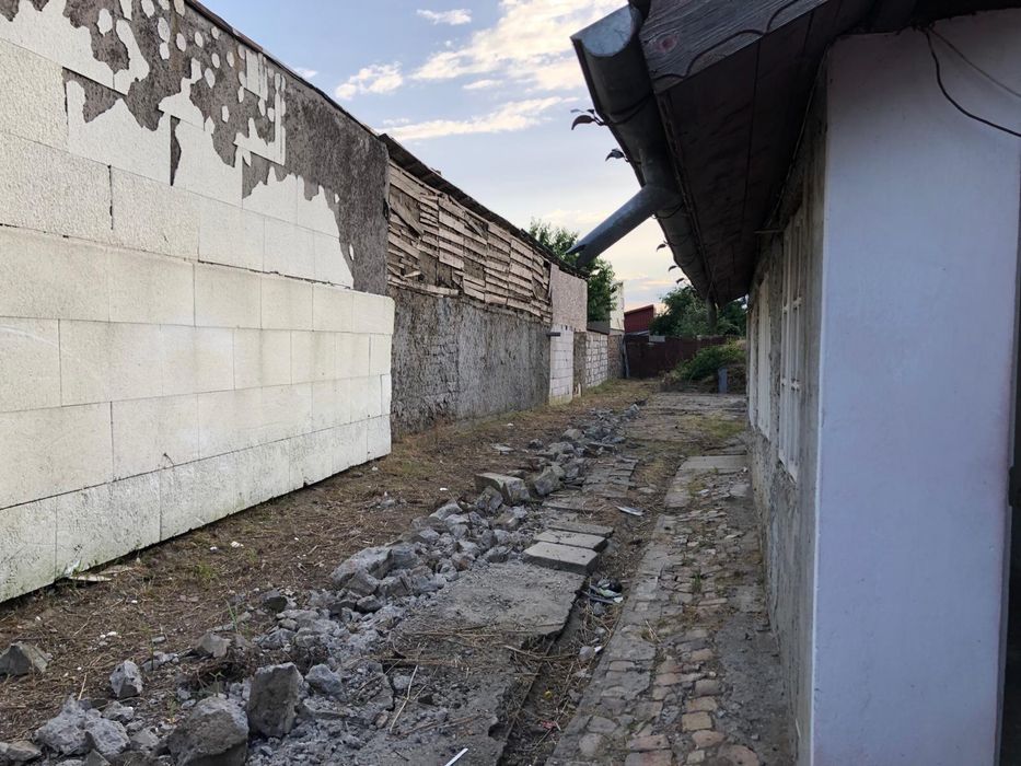 Vand teren cu casa Brailita str Timis 396 mp deschidere 10m accept variante de schimb auto sau imobiliare