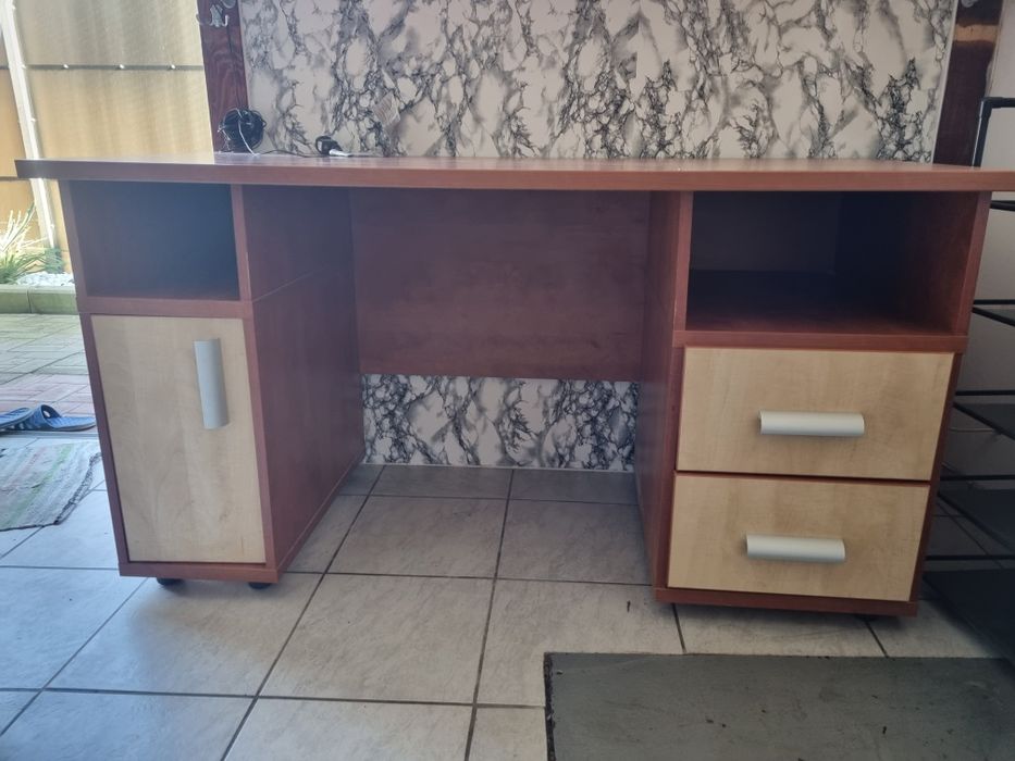 Birou stare foarte bună