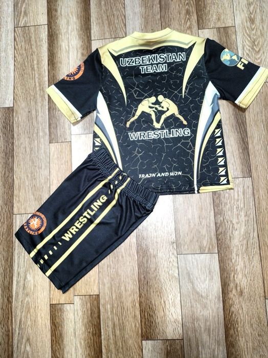 Sport kiyimlari. Mma ufc wrestling Rashgard