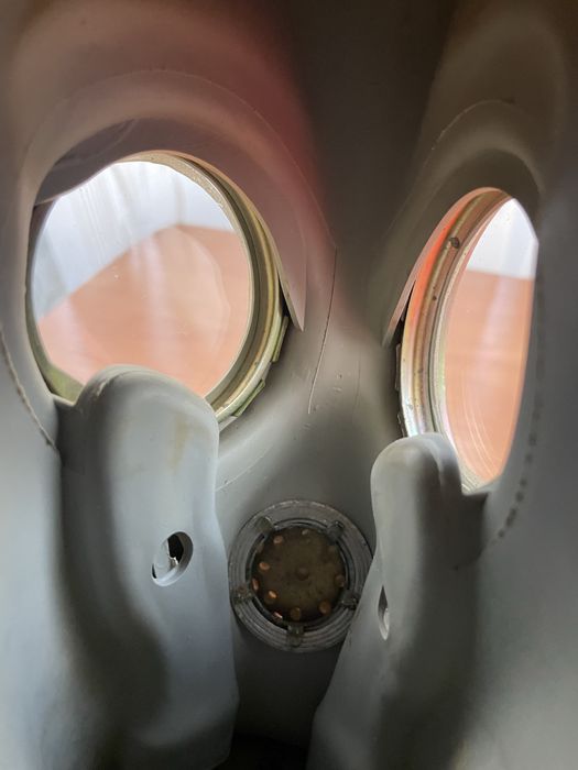 Рядък български противогаз ШМ-41М, пълен комплект