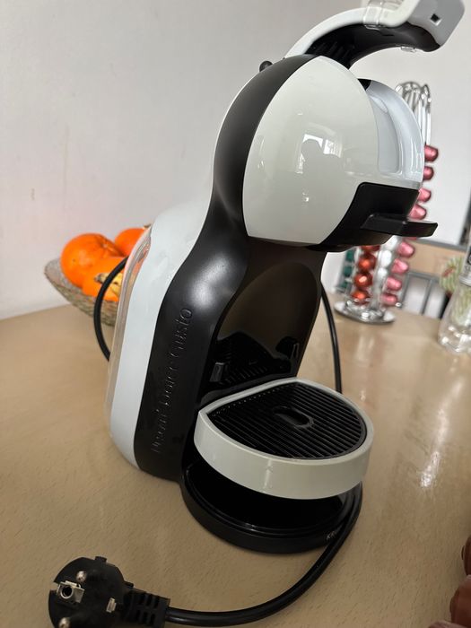 Aparat Cafea Dolce Gusto Nescafe 140 lei