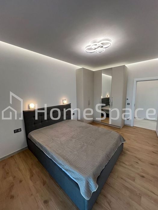 Продава се Двустаен апартамент в София, Кръстова вада - 81 кв.м за 3692 €/кв.м - Снимка #2