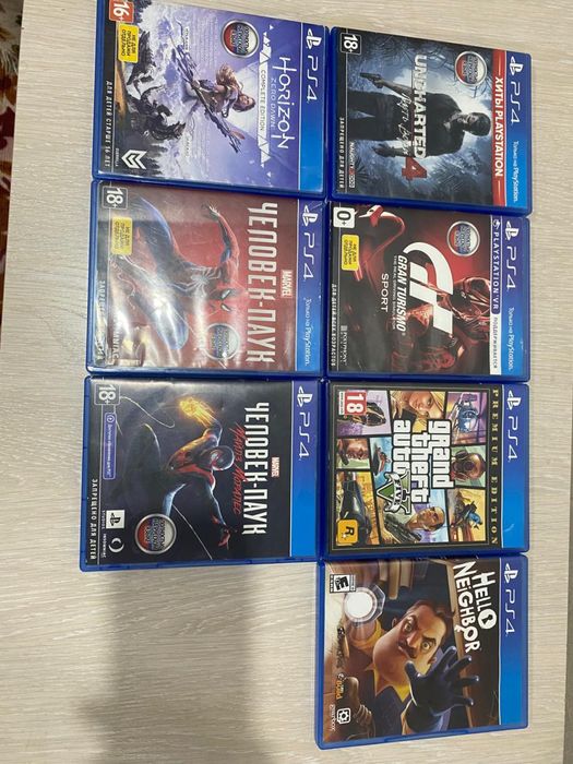 Продам PS4 slim 1TB