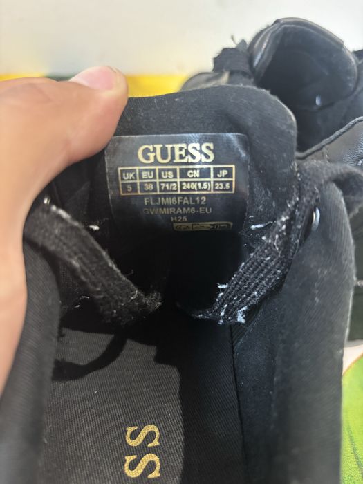 papuci guess marimea 38