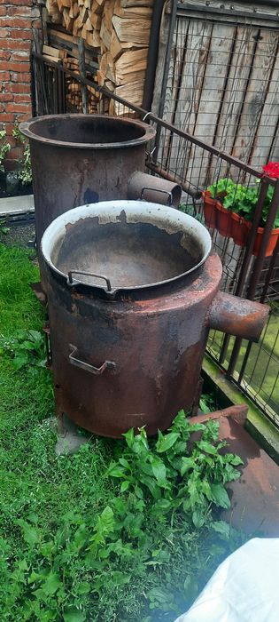 Cazan fonta de 60l cu focar