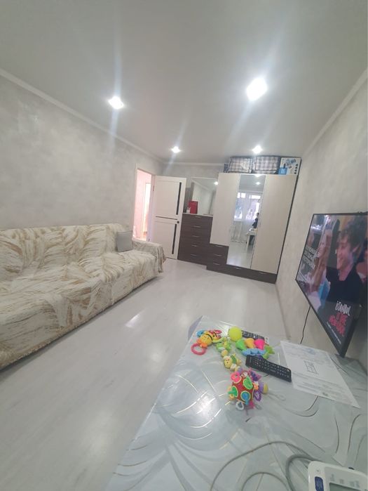 Продам 3 комн.квартиру в районе Колхозного рынка, улучш.планир.