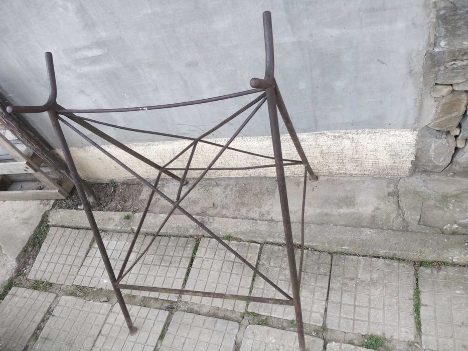 Стойка за рязане на дърва