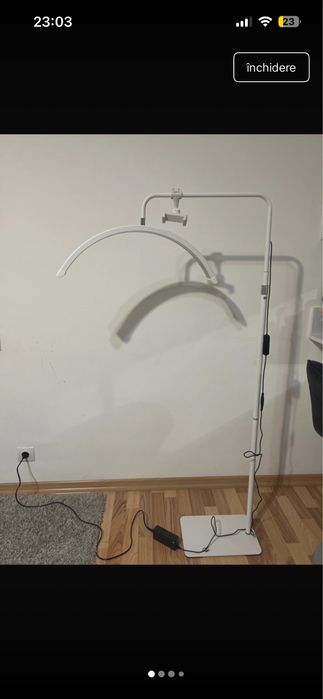 Lampa cosmetica semiluna