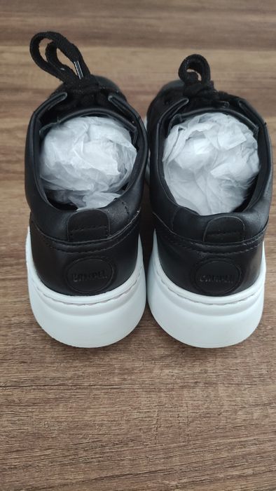 Черни кожени обувки Camper runner, 38 номер